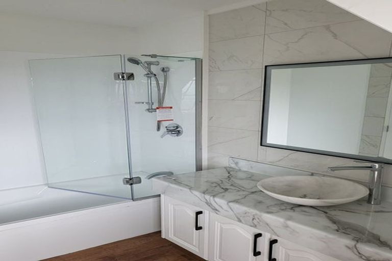 Photo of property in 30 Satara Crescent, Khandallah, Wellington, 6035