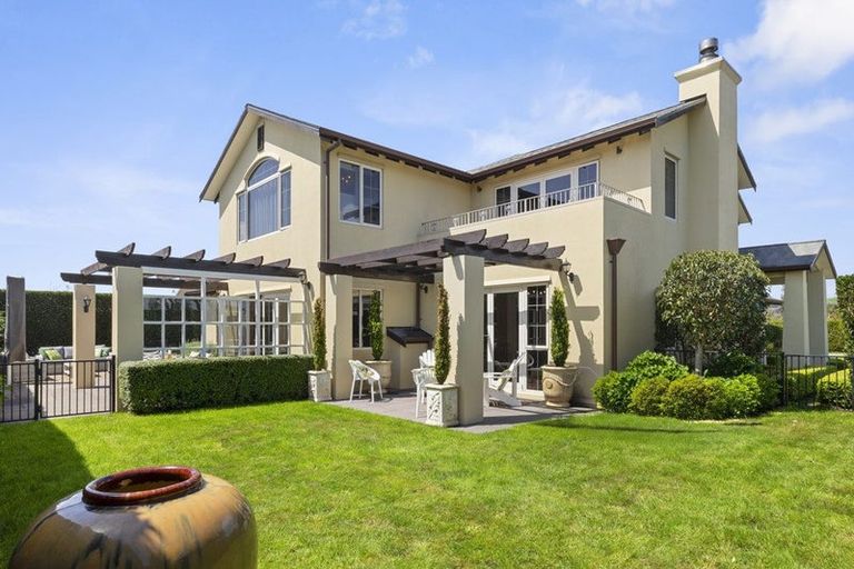 Photo of property in 8b Sampson Avenue, Waiwhakaiho, New Plymouth, 4312