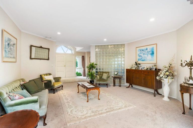 Photo of property in 19 Bronte Place, Somerville, Auckland, 2014