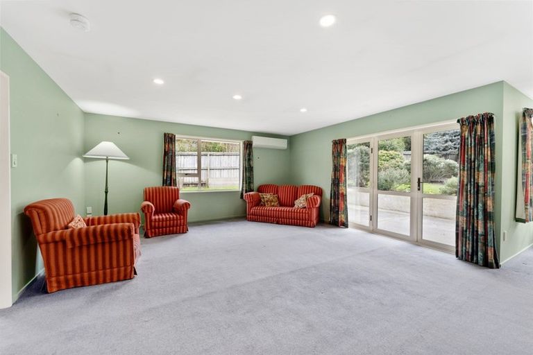 Photo of property in 12 Mcdougal Place, Kaiapoi, 7630