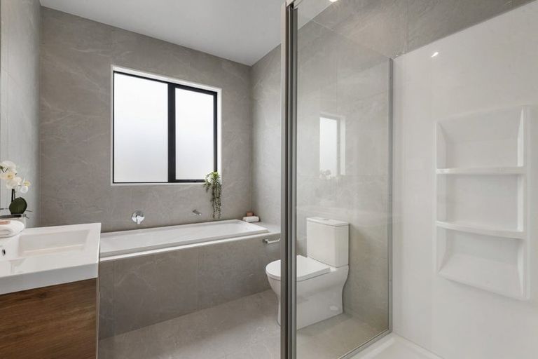Photo of property in 36b Kukuwai Avenue, Red Beach, 0932