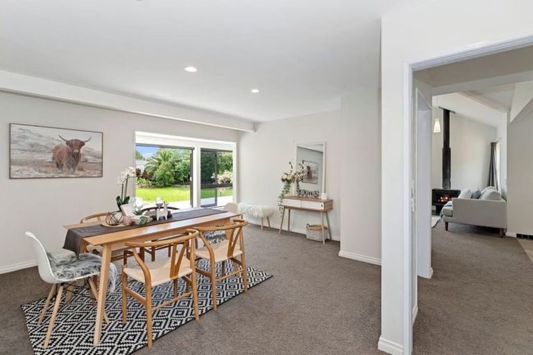 Photo of property in 88a Mazengarb Road, Paraparaumu Beach, Paraparaumu, 5032