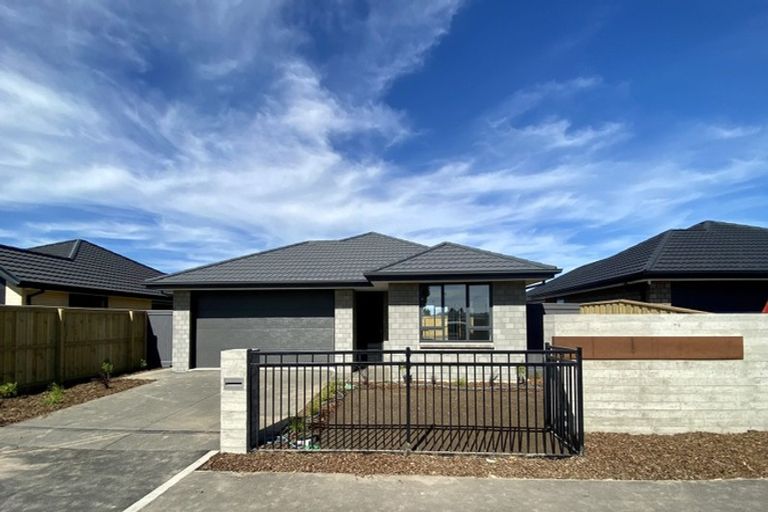 Photo of property in 73 Dynes Road, Rolleston, 7615