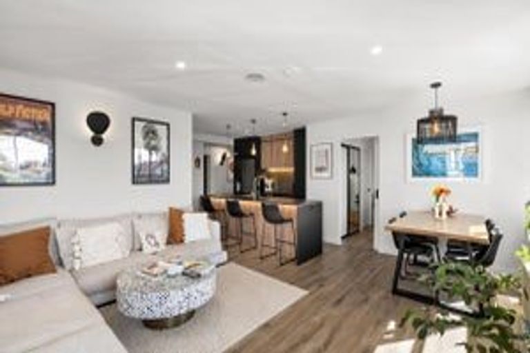 Photo of property in 215/36 Victoria Road, Mount Maunganui, 3116