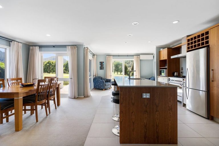 Photo of property in 24 Saint Andrews Drive, Pauanui, Hikuai, 3579