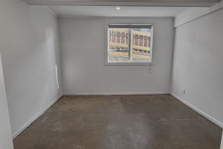 Photo of property in 45 Clifford Road, Johnsonville, Wellington, 6037