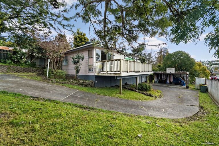 Photo of property in 28 Malmo Place, Massey, Auckland, 0614