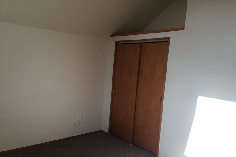 Photo of property in 2/30 Picton Avenue, Riccarton, Christchurch, 8011