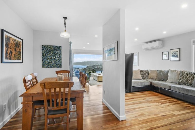 Photo of property in 92 Kahu Road, Paremata, Porirua, 5024