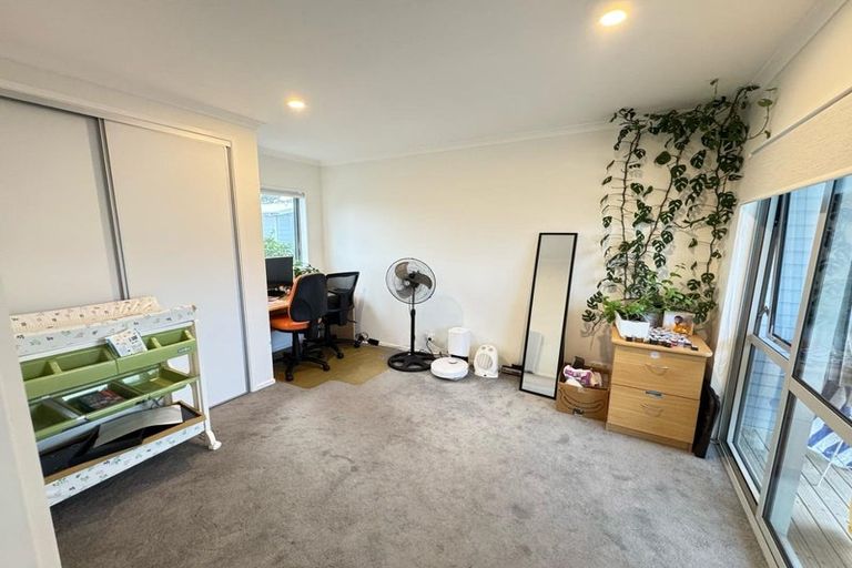 Photo of property in 13e Sealord Place, Clendon Park, Auckland, 2103