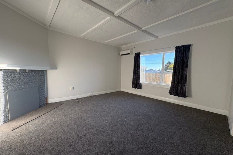 Photo of property in 36-38 Weraroa Road, Levin, 5510