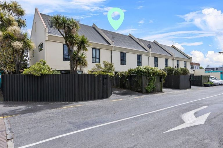Photo of property in 5 Gracefield Avenue, Christchurch Central, Christchurch, 8013