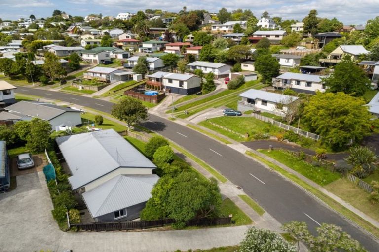 Photo of property in 72a Meander Drive, Welcome Bay, Tauranga, 3112