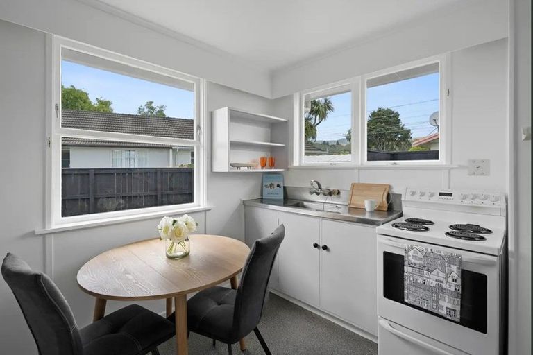 Photo of property in 9f1- Brown Street, Wallaceville, Upper Hutt, 5018