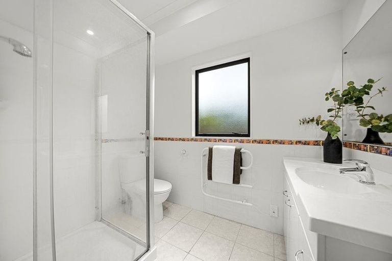 Photo of property in 79 Westerham Drive, Dannemora, Auckland, 2016