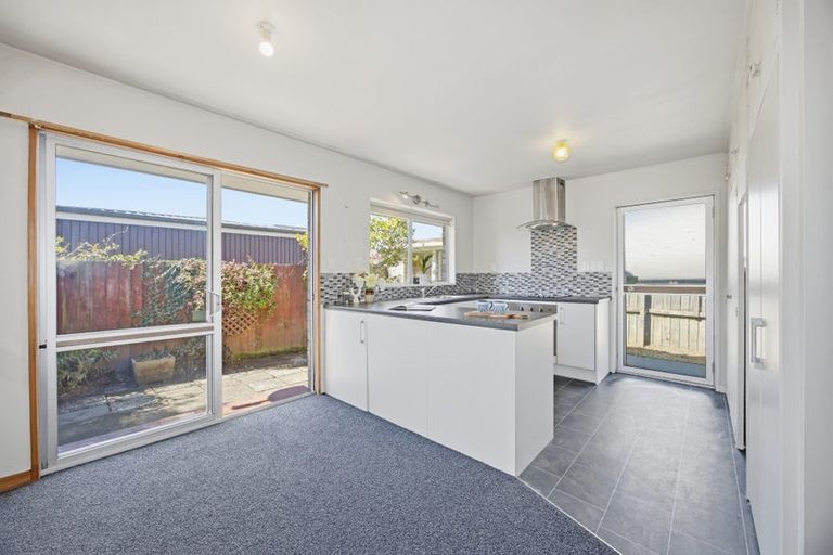 Photo of property in 2/3 Hythe Lane, Saint Martins, Christchurch, 8022