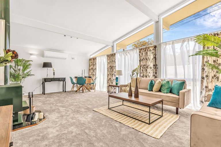 Photo of property in 116 Birkdale Road, Birkdale, Auckland, 0626