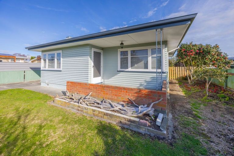 Photo of property in 11 Fleming Crescent, Maraenui, Napier, 4110