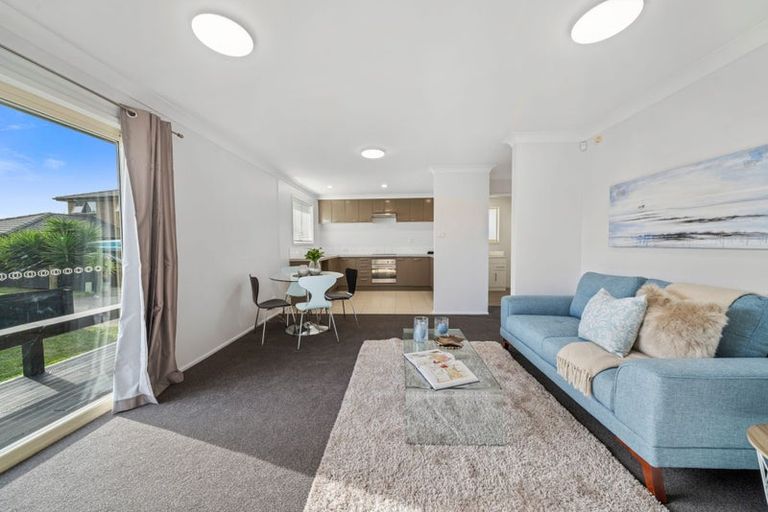 Photo of property in 8a Church Street, Tuakau, 2121