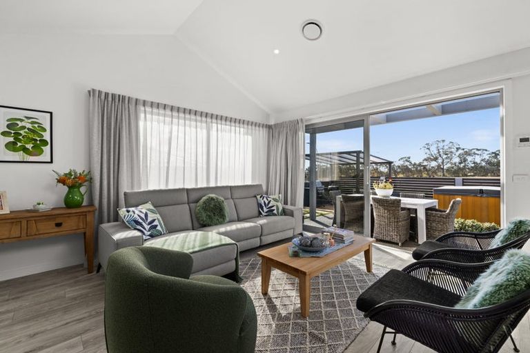 Photo of property in 143 Arataki Road, Havelock North, 4130