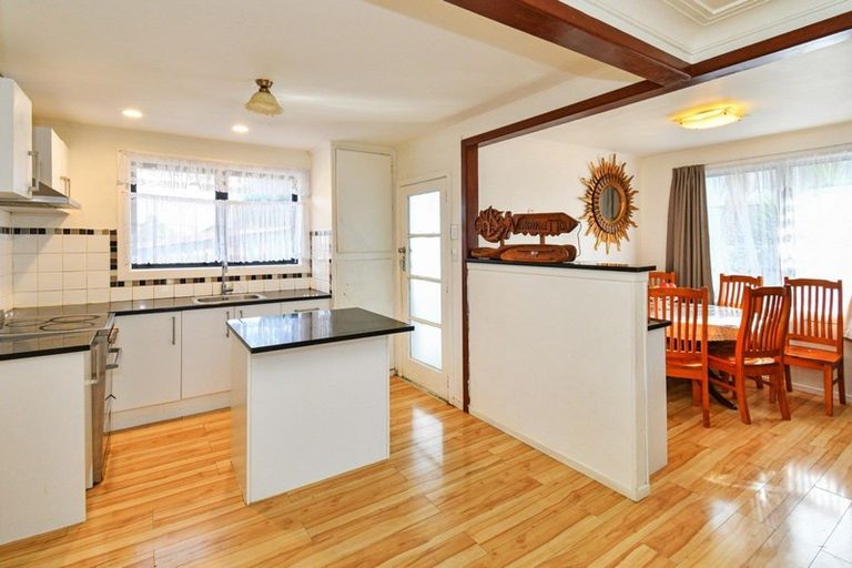 Photo of property in 21 Julian Place, Otara, Auckland, 2023