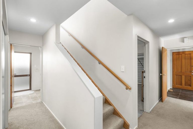 Photo of property in 26 Broadfell Avenue, Avonhead, Christchurch, 8042