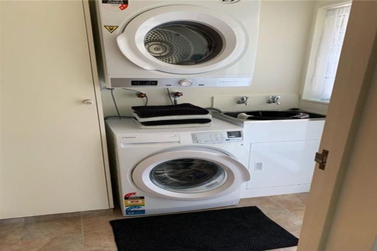 Photo of property in 104 Rimu Road, Raumati Beach, Paraparaumu, 5032