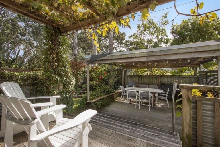 Photo of property in 8b Citrus Avenue, Waihi Beach, 3611