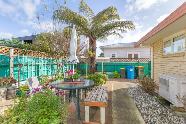 Photo of property in 1c Hanan Street, Levin, 5510