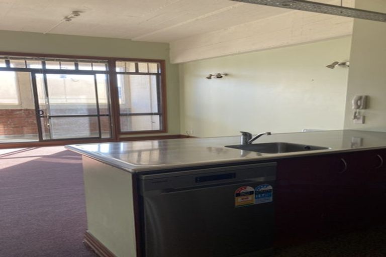 Photo of property in Pirie Street Townhouses, 28/35u Pirie Street, Mount Victoria, Wellington, 6011
