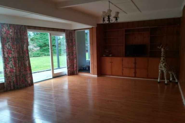 Photo of property in 27b Chatsworth Road, Silverstream, Upper Hutt, 5019