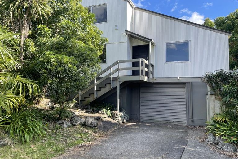 Photo of property in 1/10 Trident Place, Shelly Park, Auckland, 2014