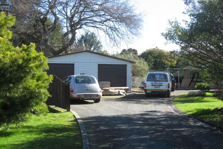 Photo of property in 83 Kuratawhiti Street, Greytown, 5712