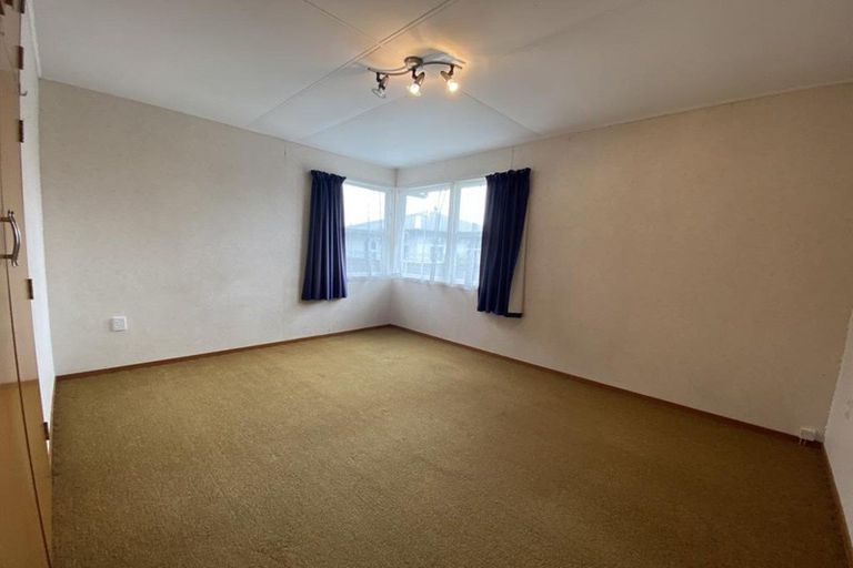 Photo of property in 44 Pitama Road, Awapuni, Palmerston North, 4412