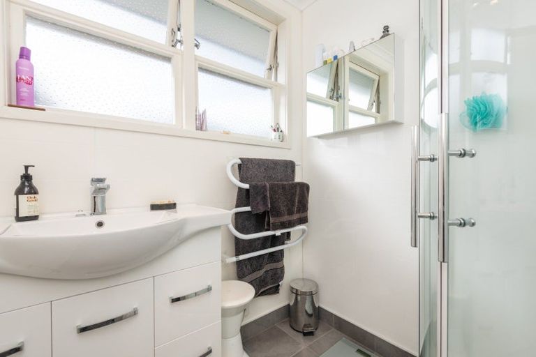 Photo of property in 23 Grey Street, Marton, 4710