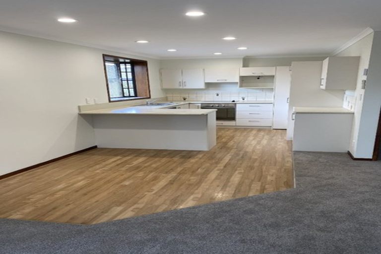 Photo of property in 11 Holcroft Place, Stoke, Nelson, 7011