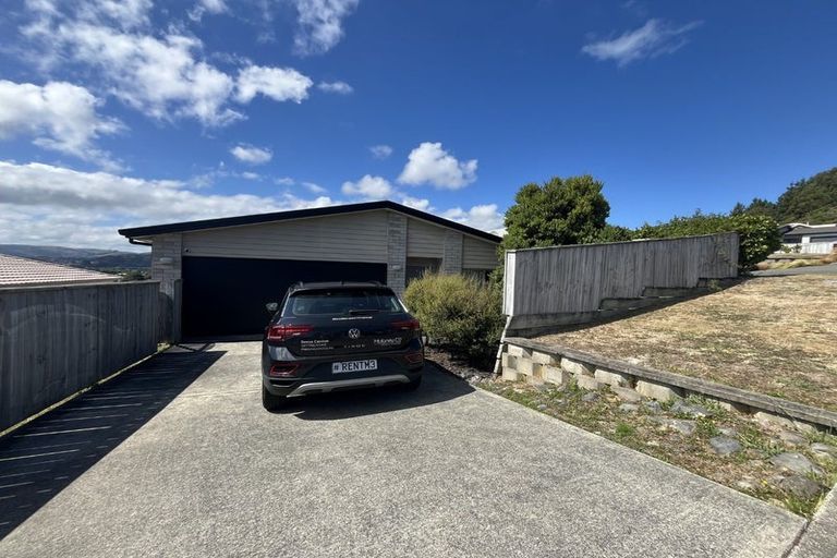 Photo of property in 3 Gennaker Lane, Whitby, Porirua, 5024