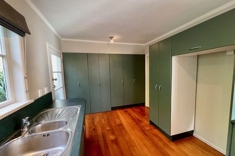 Photo of property in 121 Cecil Road, Wadestown, Wellington, 6012
