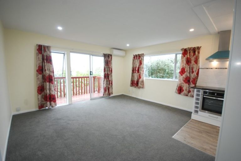 Photo of property in 1/98 Birkdale Road, Birkdale, Auckland, 0626