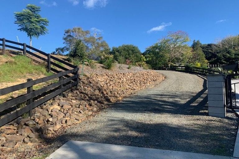 Photo of property in 59 Old Waipu Road, Mangawhai, 0505