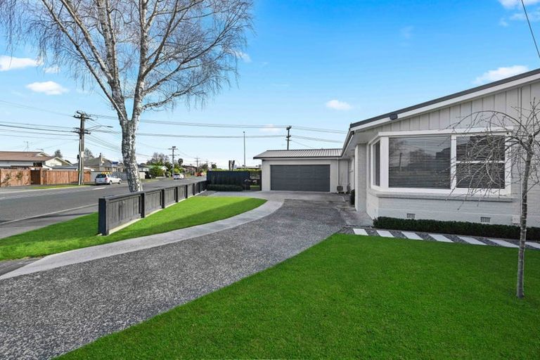 Photo of property in 37 Braid Road, St Andrews, Hamilton, 3200