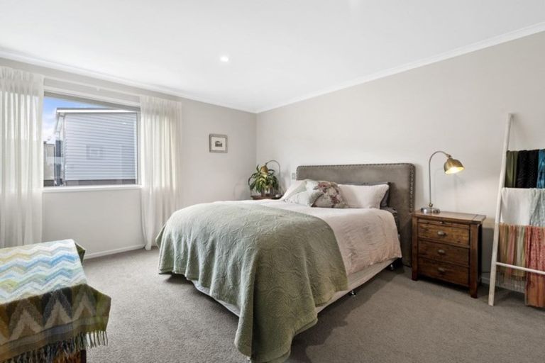 Photo of property in 10 Weta Road, Hobsonville, Auckland, 0616