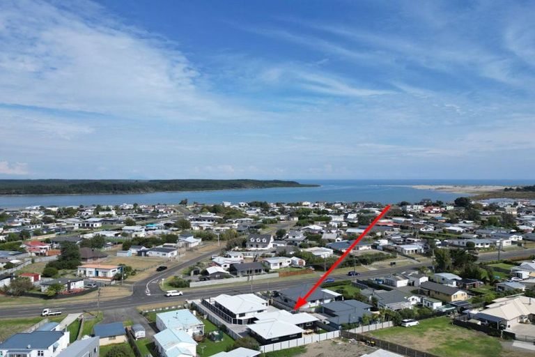 Photo of property in 83a Seabury Avenue, Foxton Beach, Foxton, 4815