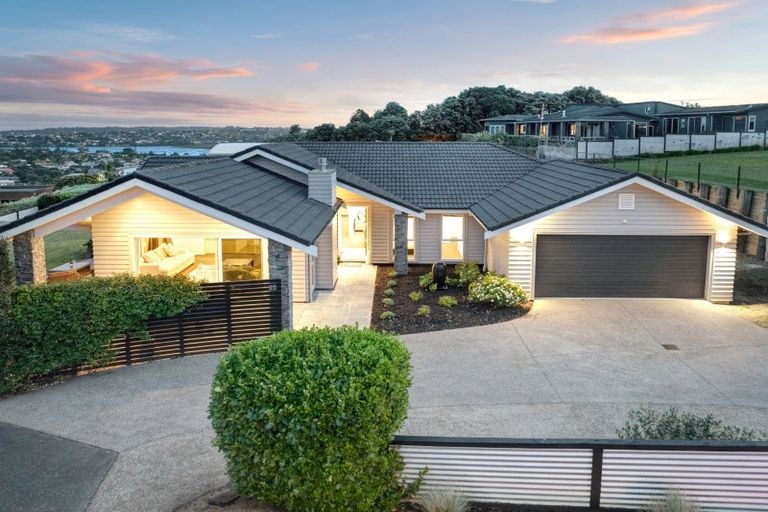 Photo of property in 23 Manhattan Rise, Orewa, 0931