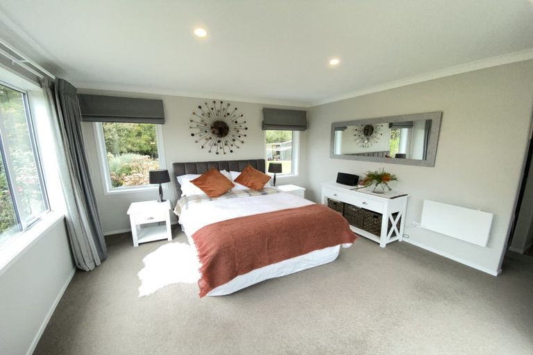 Photo of property in 26 Lacebark Drive, Kinloch, Taupo, 3377