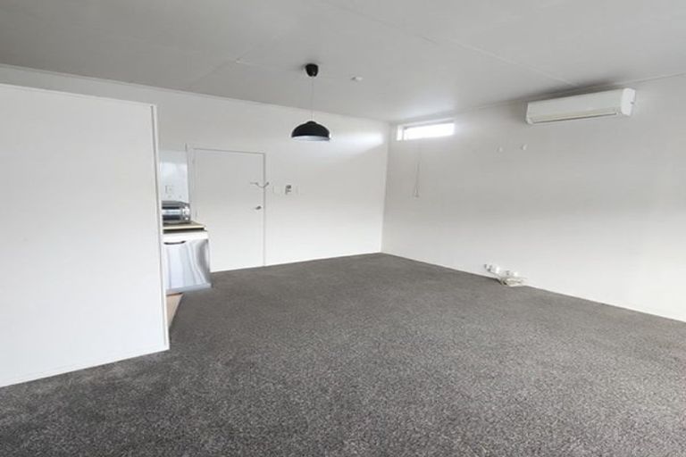 Photo of property in 27 Branscombe Street, Johnsonville, Wellington, 6037