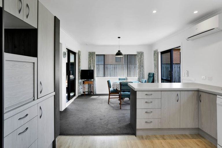 Photo of property in 6 Elizabeth Grove, Stratford, 4332