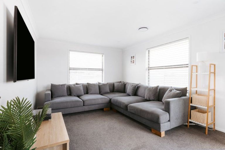 Photo of property in 51 Manawa Road, Papamoa Beach, Papamoa, 3118