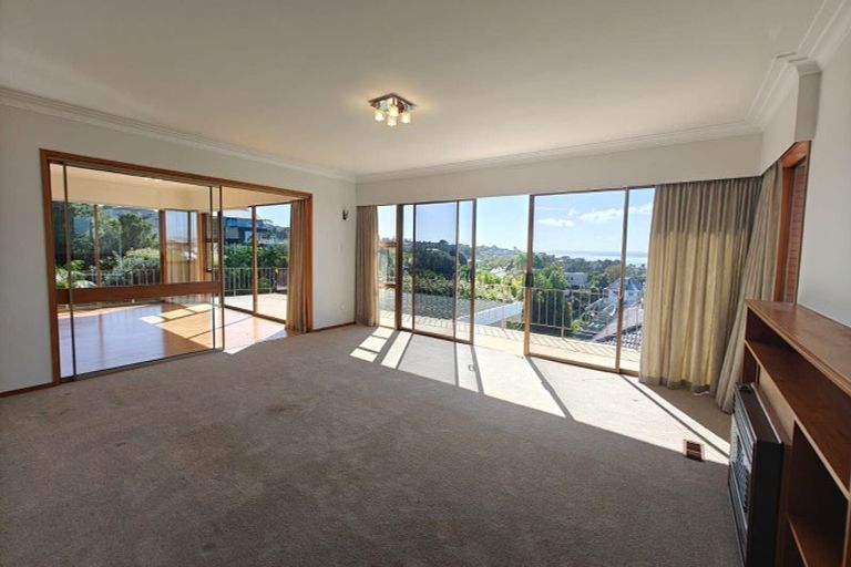 Photo of property in 149 East Coast Road, Castor Bay, Auckland, 0620
