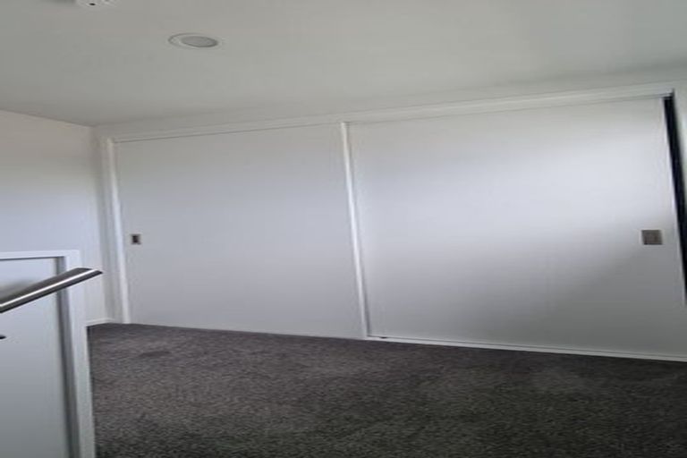 Photo of property in 10/41 Kervil Avenue, Te Atatu Peninsula, Auckland, 0610
